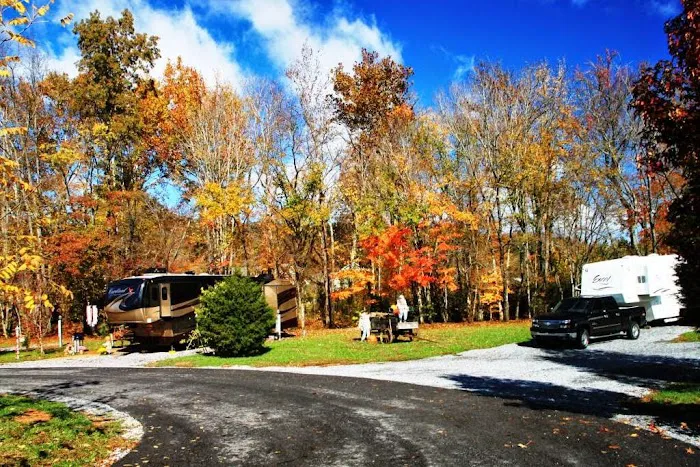 Up the Creek RV Camp Picture 6