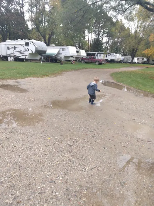 Shady Acres Campgrounds Picture 9