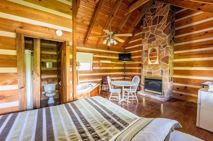 Riverside RV Park & Resort Picture 8