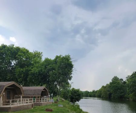 Riverside RV Park & Resort