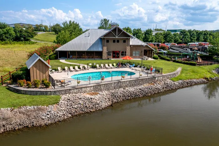 Two Rivers Landing RV Resort Picture 9