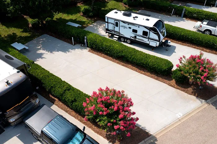 Two Rivers Landing RV Resort Picture 8