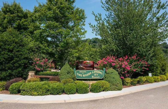Two Rivers Landing RV Resort Picture 7