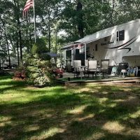 Twin Pine Campground & Canoe ico