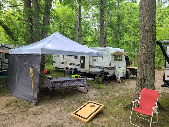 Twin Pine Campground & Canoe Picture 2