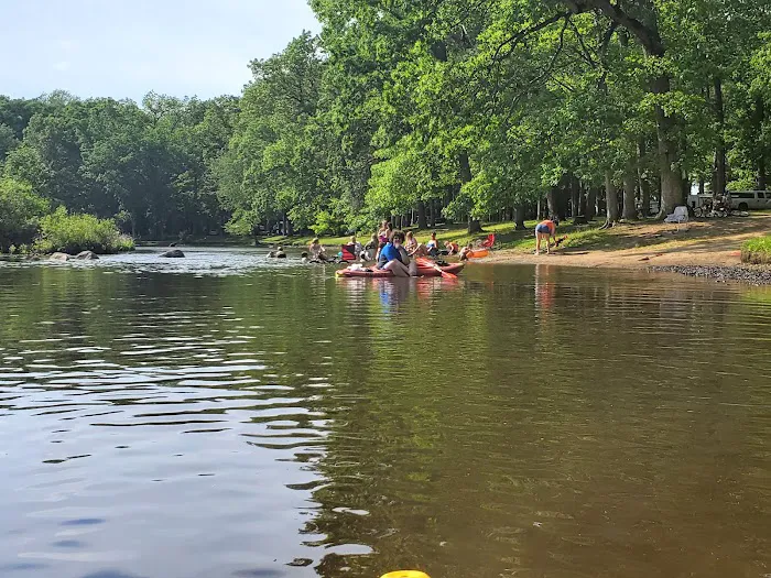 Twin Pine Campground & Canoe Picture 9