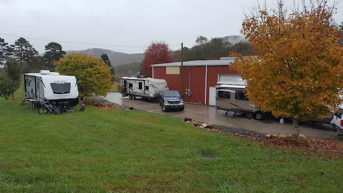 Walnut Hollow RV Ranch Picture 2