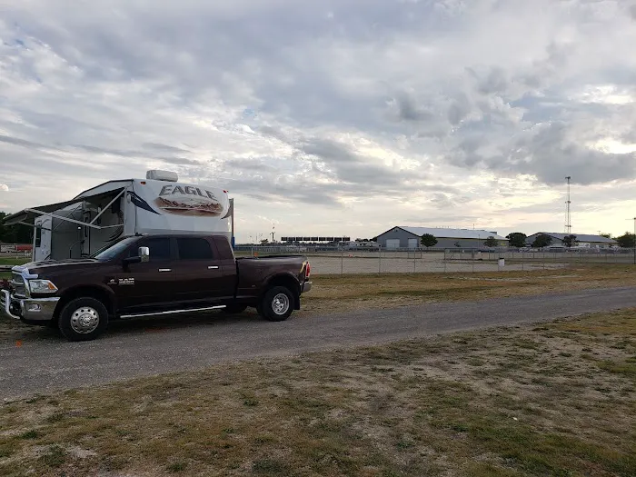 Speedy Camping & Parking Picture 1