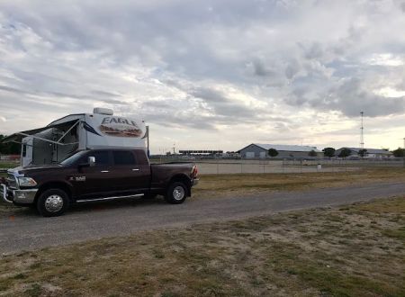 Speedy Camping & Parking