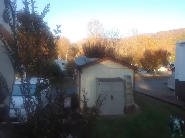 Twin Creeks RV Park Picture 10