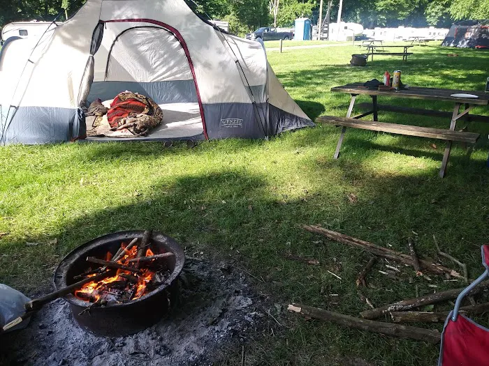 A&E Camping Resort Picture 10