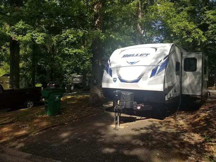 Elmore RV Park Picture 3