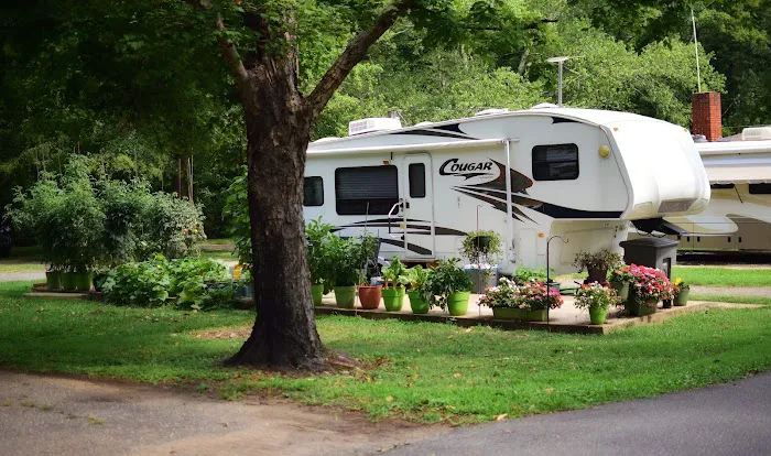 Elmore RV Park Picture 5