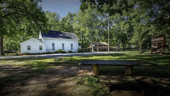 Pleasant Grove Camp Ground Picture 2
