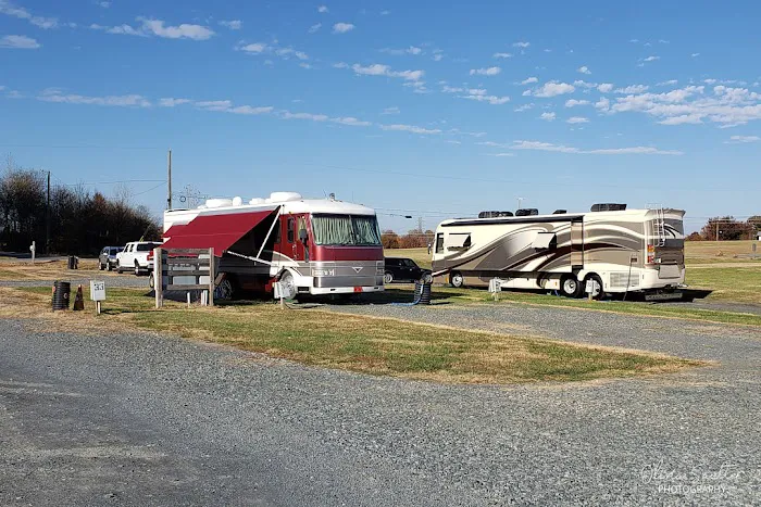 Yates family camping Picture 2