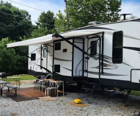Riverbreeze Campground & RV Park