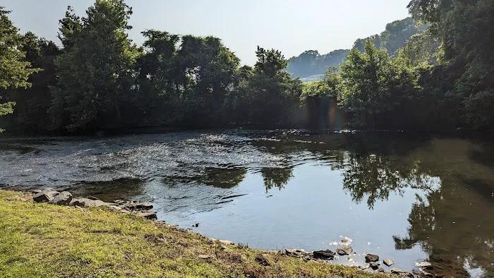 Riverbreeze Campground & RV Park Picture 2