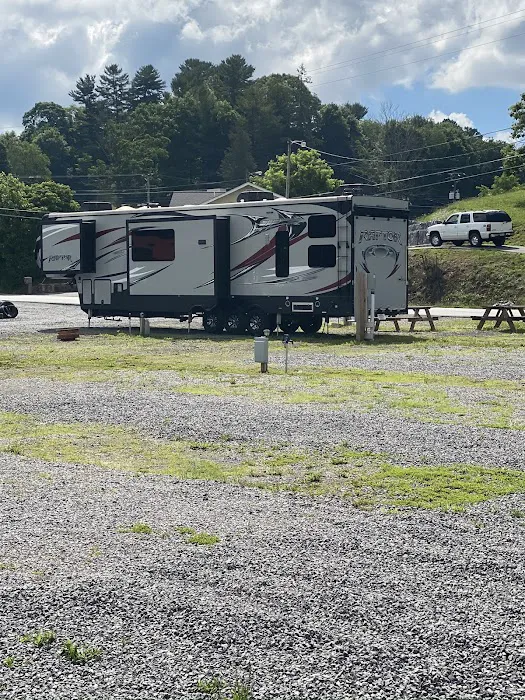 Coal Heritage Camping & Rentals Picture 1
