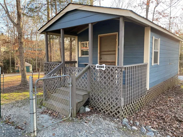 Four Paws Kingdom Campground & Dog Retreat Picture 6