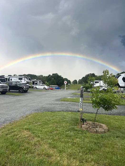 Yates RV Resort campground Picture 8