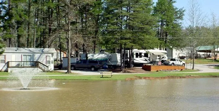Pine Ridge Campground Picture 6
