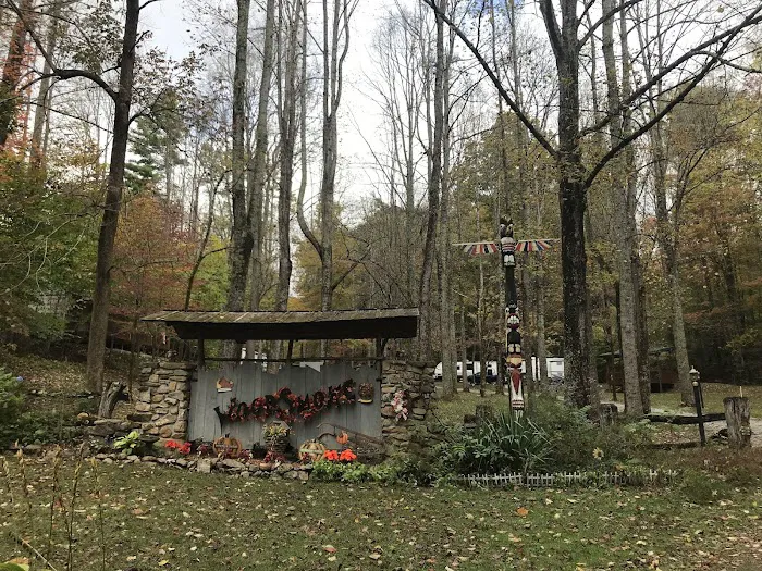 Woodsmoke Campground Picture 8