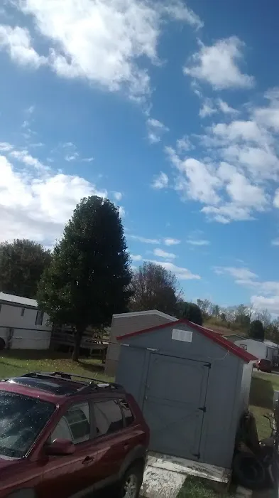 Deerfield Mobile Home Park Picture 3