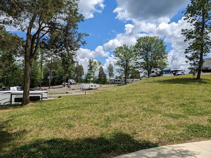 Moody Bluff Campground Picture 7