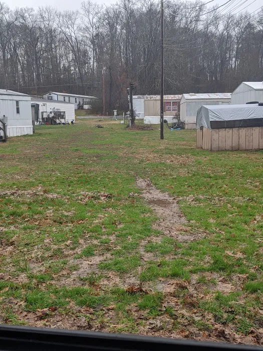 Woodhaven Mobile Home Park Picture 2
