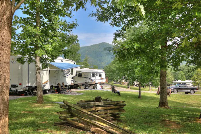 Honeysuckle Meadows RV Park Picture 9