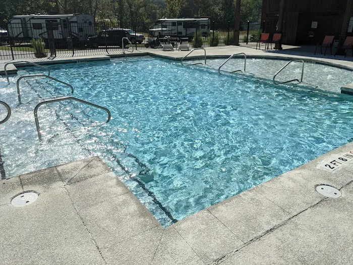 Rivers Edge Mountain RV Resort Picture 9