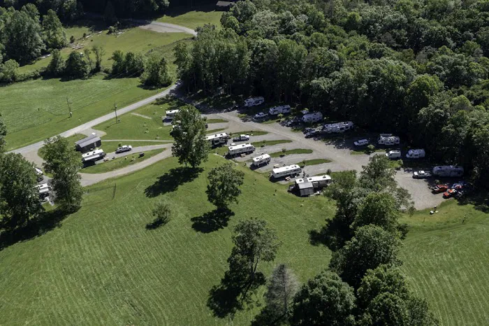 Foxfire of Murphy RV Park Picture 3