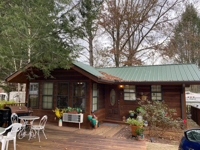 Paradise Valley Campground Picture 3