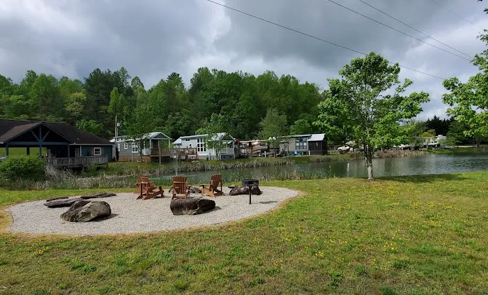 Waterside at Blue Ridge Picture 7