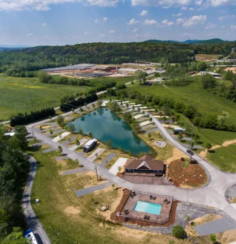 Waterside at Blue Ridge Picture 4