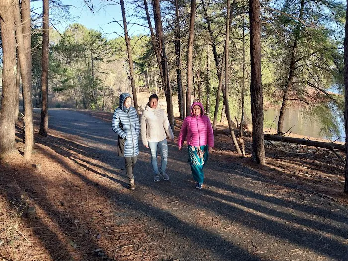 Lake Lanier Mobile Home Community Picture 1