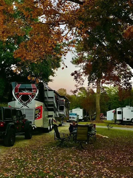 North Pointe RV Resort Picture 5