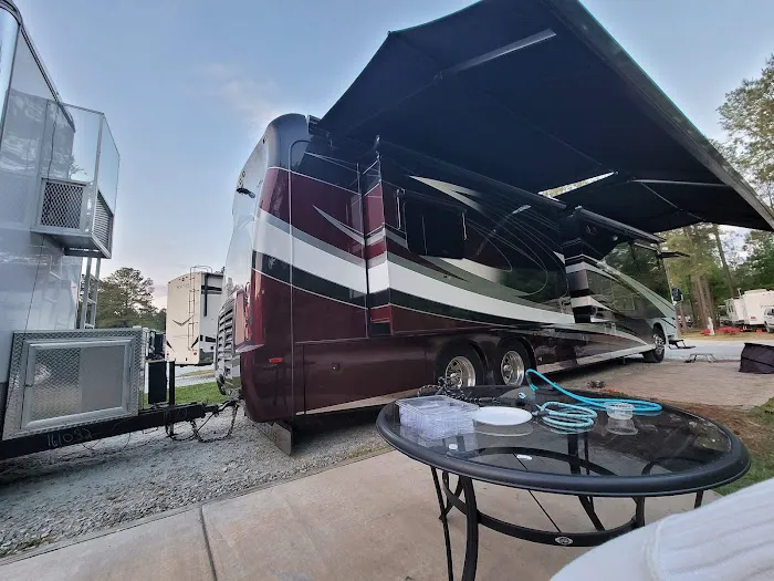 North Pointe RV Resort Picture 3