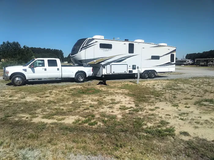 Hidden Haven RV Park Picture 10