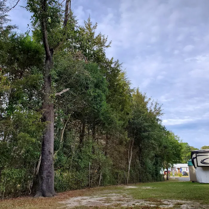 Westbrook Manor RV Picture 9