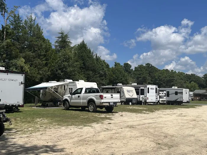 Westbrook Manor RV Picture 1