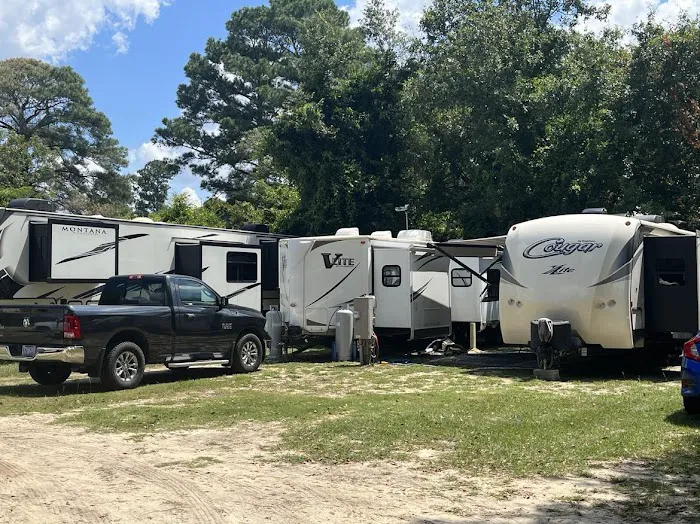 Westbrook Manor RV Picture 2