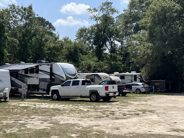 Westbrook Manor RV Picture 10