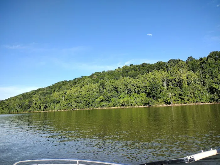 Riverside Campground Picture 7