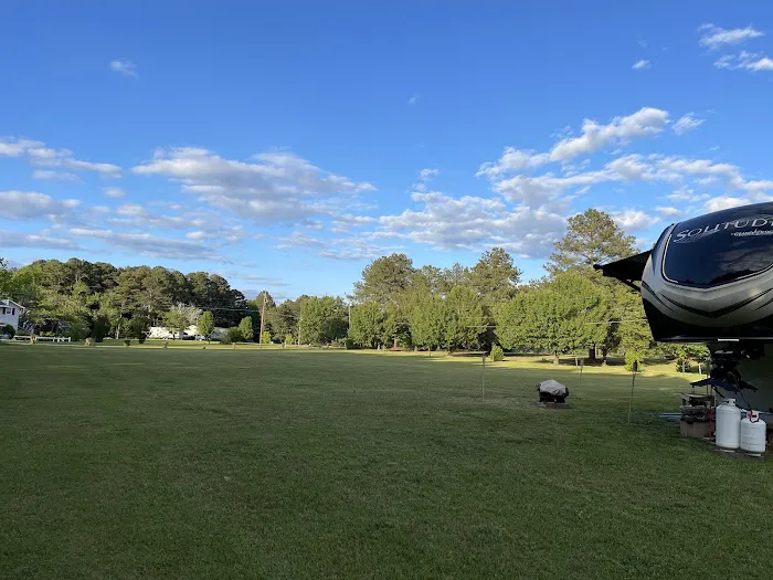 Rons RV Campground Picture 1