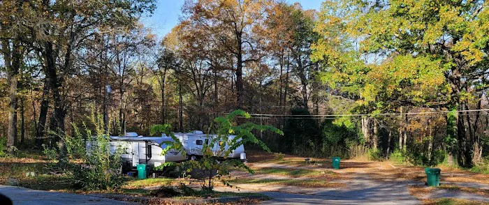 Hidden Ridge Mobile Home Park Picture 2