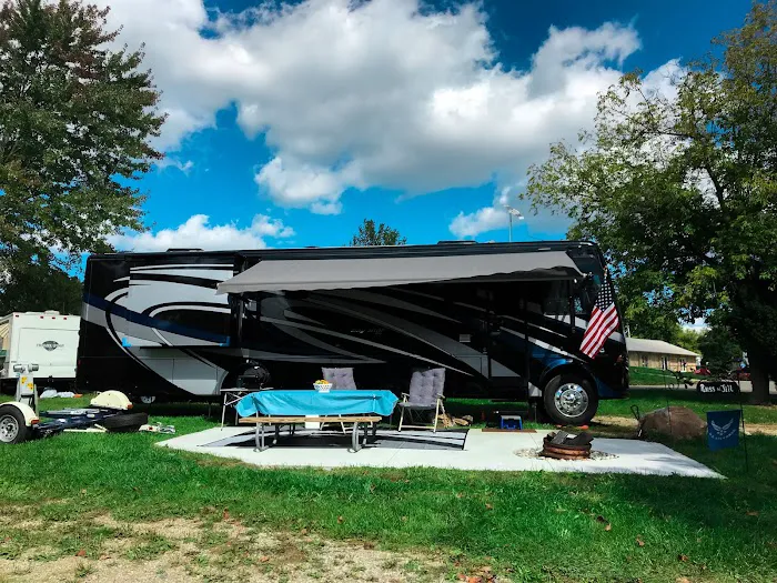 The Holly Campground Picture 6