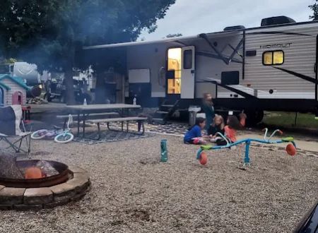 Horseshoe Lake Campground