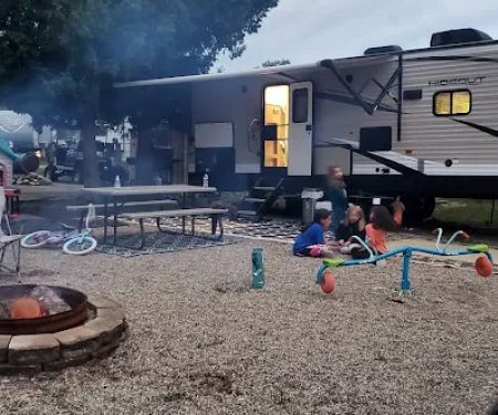 Horseshoe Lake Campground