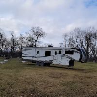 Myers Lake Camping and Cabins ico
